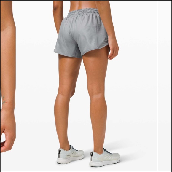 NWT Lululemon Hotty Hot LR Shorts - Picture 2 of 8